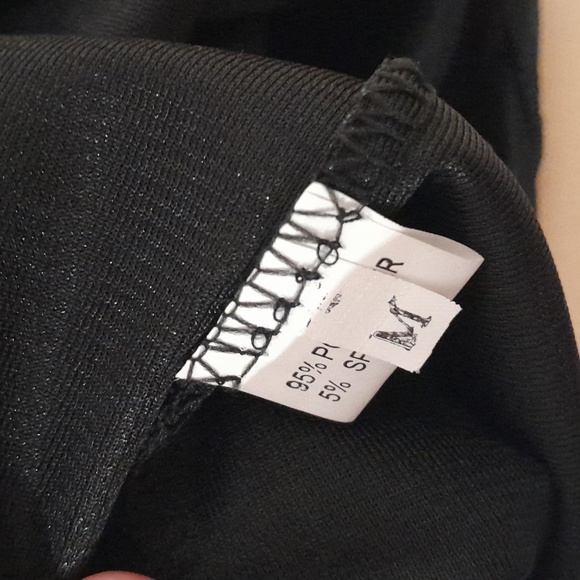 Women's Medium Black Cold Shoulder Halter Neck Blouse - Picture 6 of 6